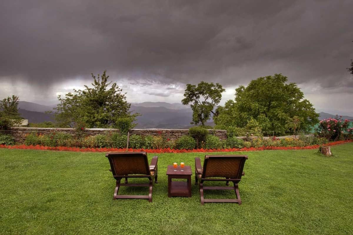 Vamoose Eco Lodge Chevron Kausani Eksteriør bilde